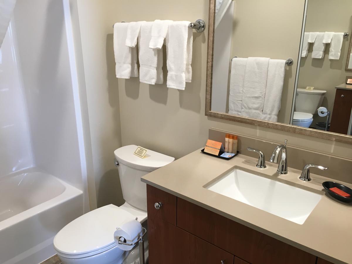 Aspen Suites Hotel سيتكا المظهر الخارجي الصورة